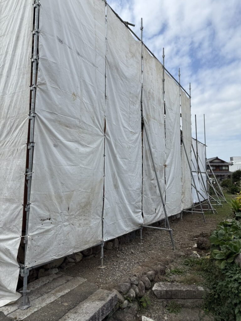 解体工事中の様子